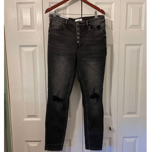Vervet Black Distressed "Haylie" Jeans Size 31 - NWT